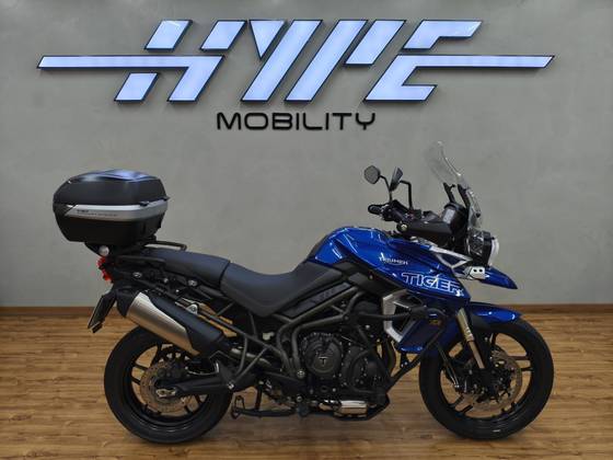 TRIUMPH TIGER 800 XRT TRIUMPH TIGER 800 XRT